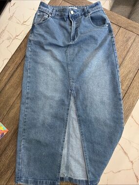 Rachel Zoe Light Blue Denim Midi Skirt with Front Center Slit